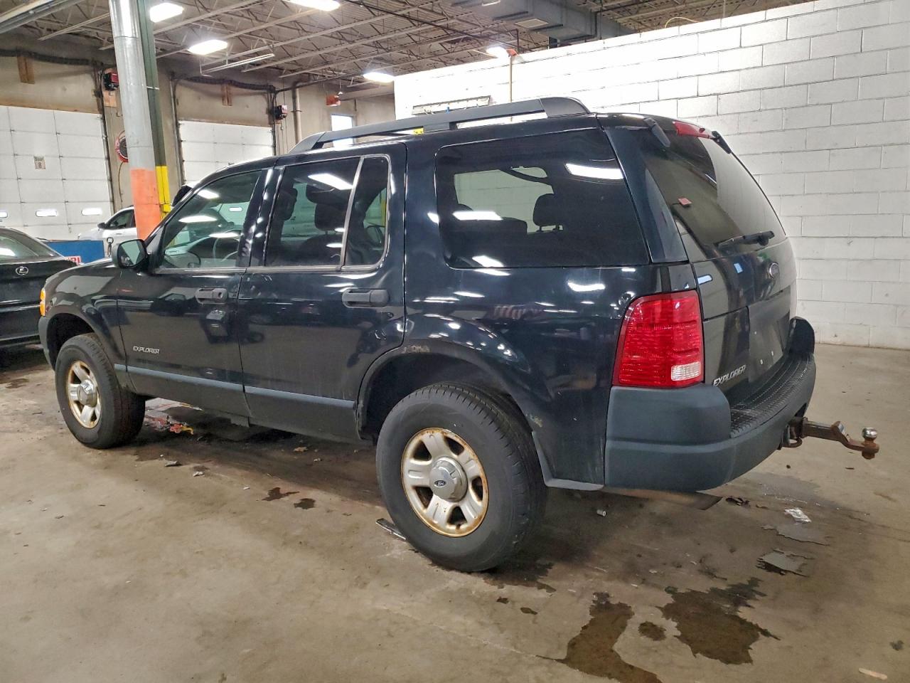 2005 FORD EXPLORER XLS photo 2