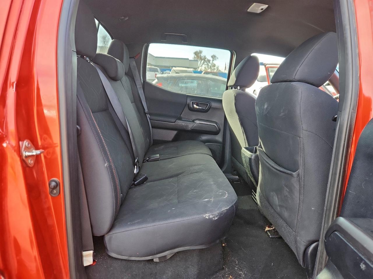 2017 TOYOTA TACOMA DOUBLE CAB photo 10
