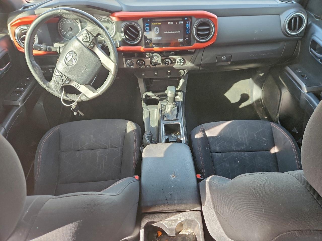 2017 TOYOTA TACOMA DOUBLE CAB photo 8