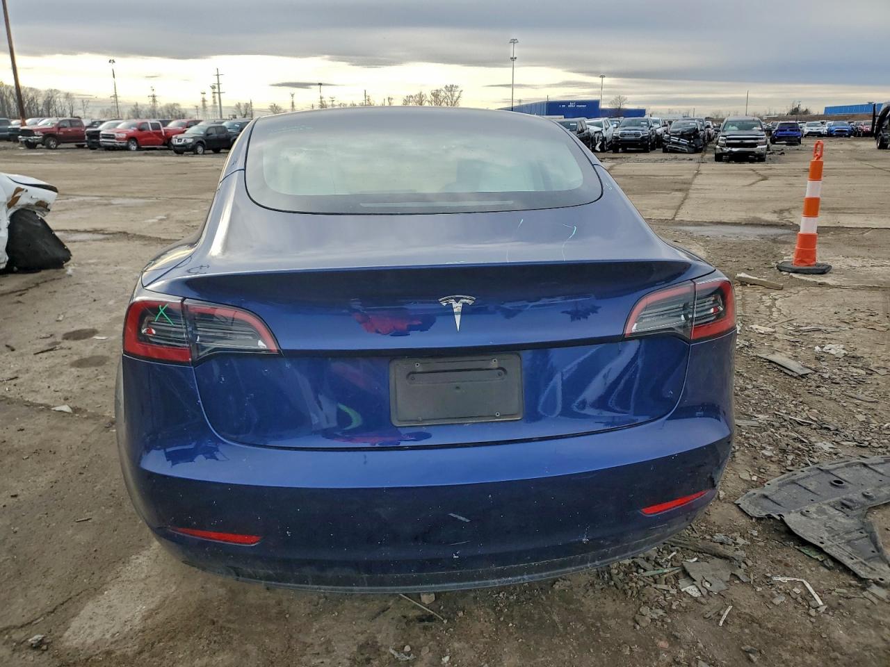 2023 TESLA MODEL 3 photo 6