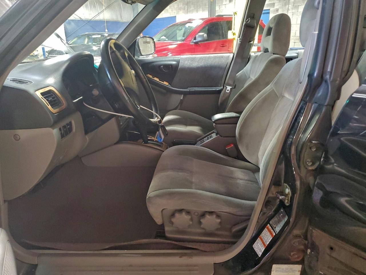 2002 SUBARU FORESTER S photo 7
