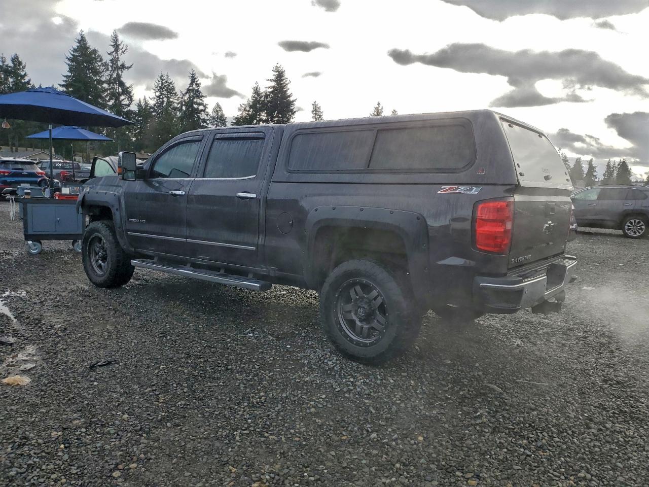 2016 CHEVROLET SILVERADO K2500 HEAVY DUTY LTZ photo 2