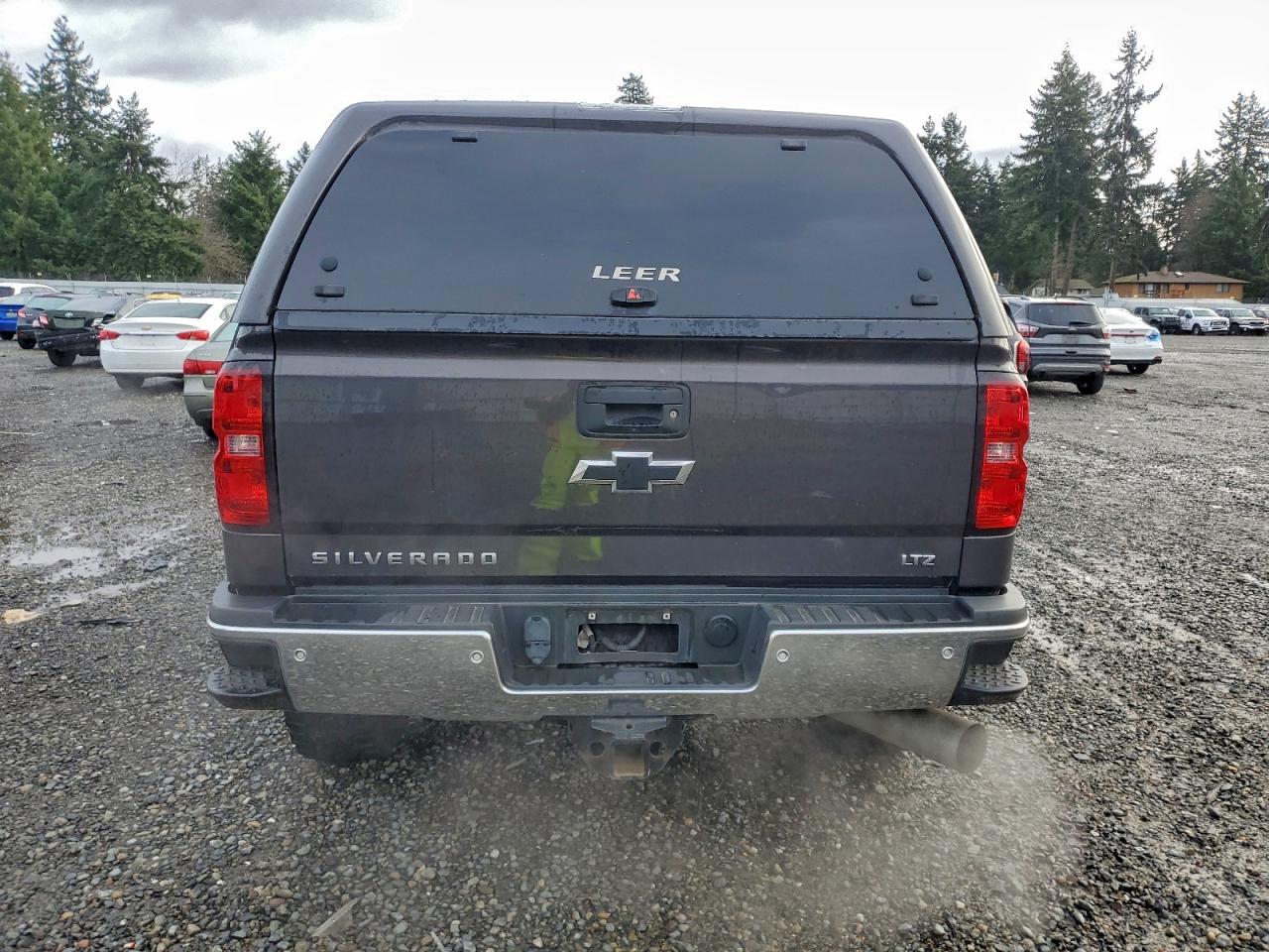 2016 CHEVROLET SILVERADO K2500 HEAVY DUTY LTZ photo 6