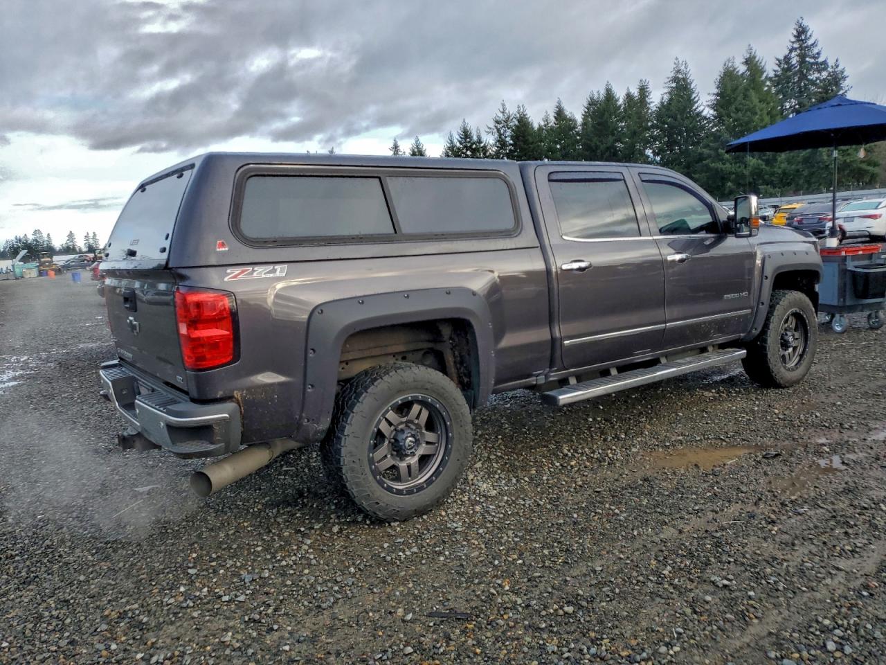 2016 CHEVROLET SILVERADO K2500 HEAVY DUTY LTZ photo 3