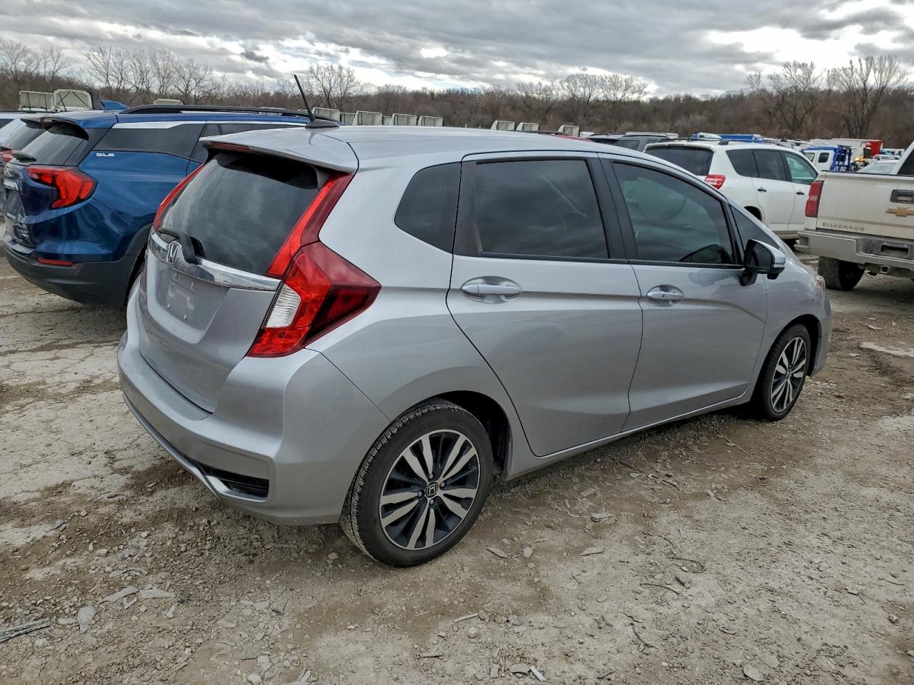 2018 HONDA FIT EX photo 3
