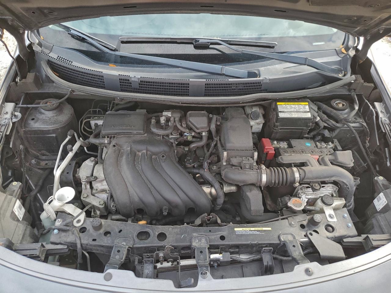 2019 NISSAN VERSA SV photo 31