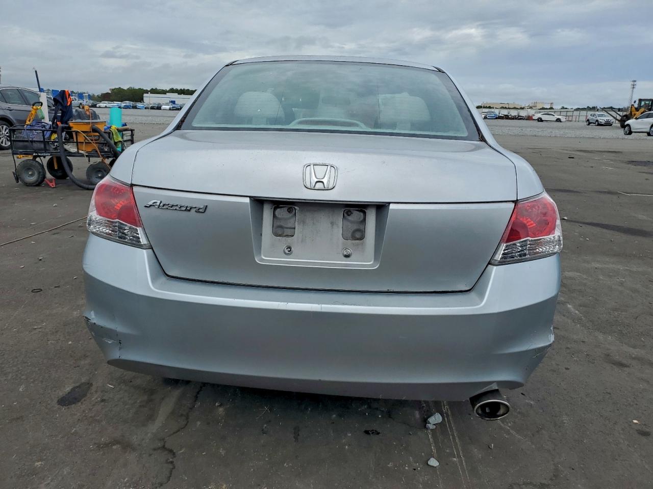 2008 HONDA ACCORD LX photo 6