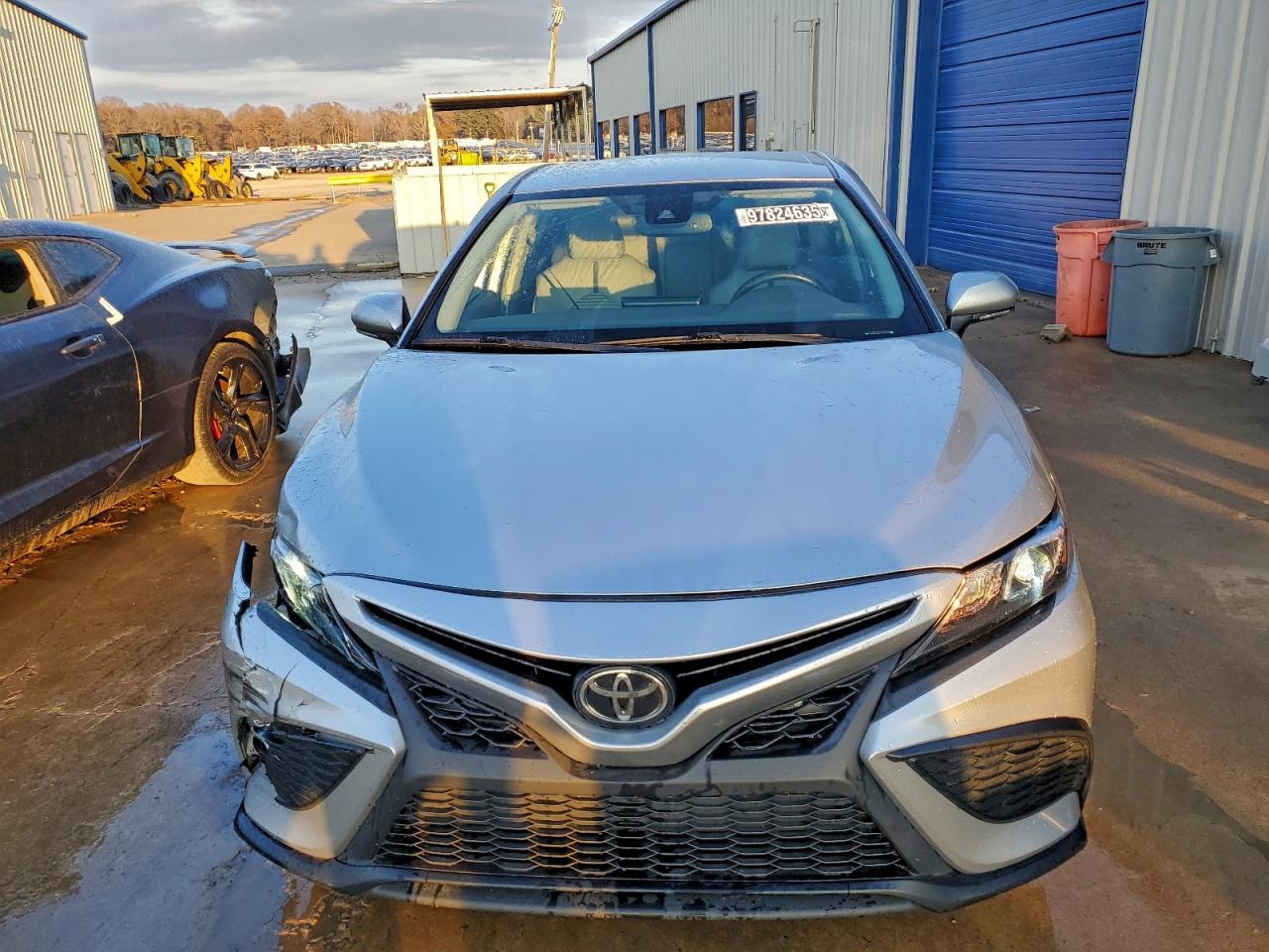 2024 TOYOTA CAMRY SE NIGHT SHADE photo 5
