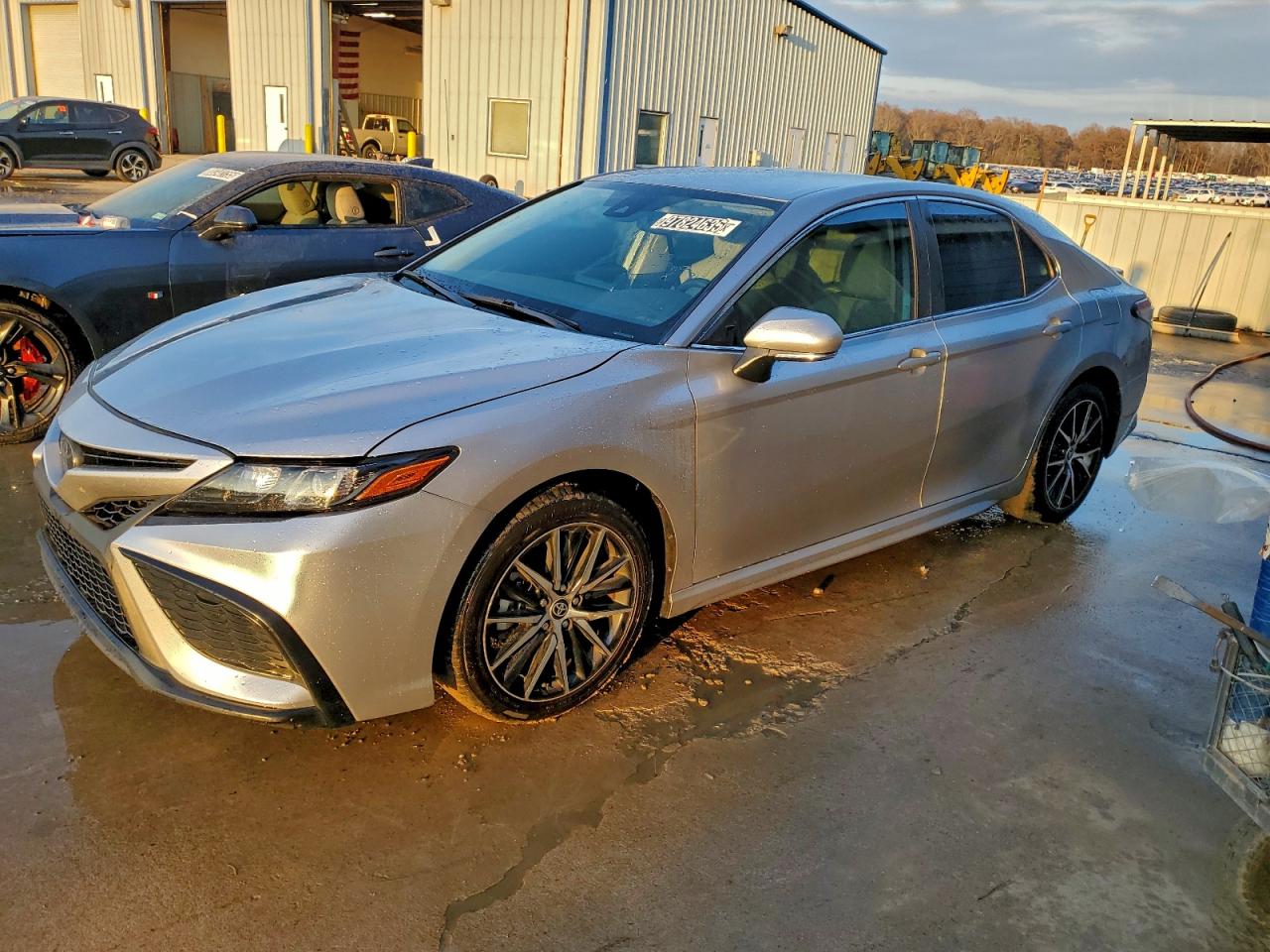 2024 TOYOTA CAMRY