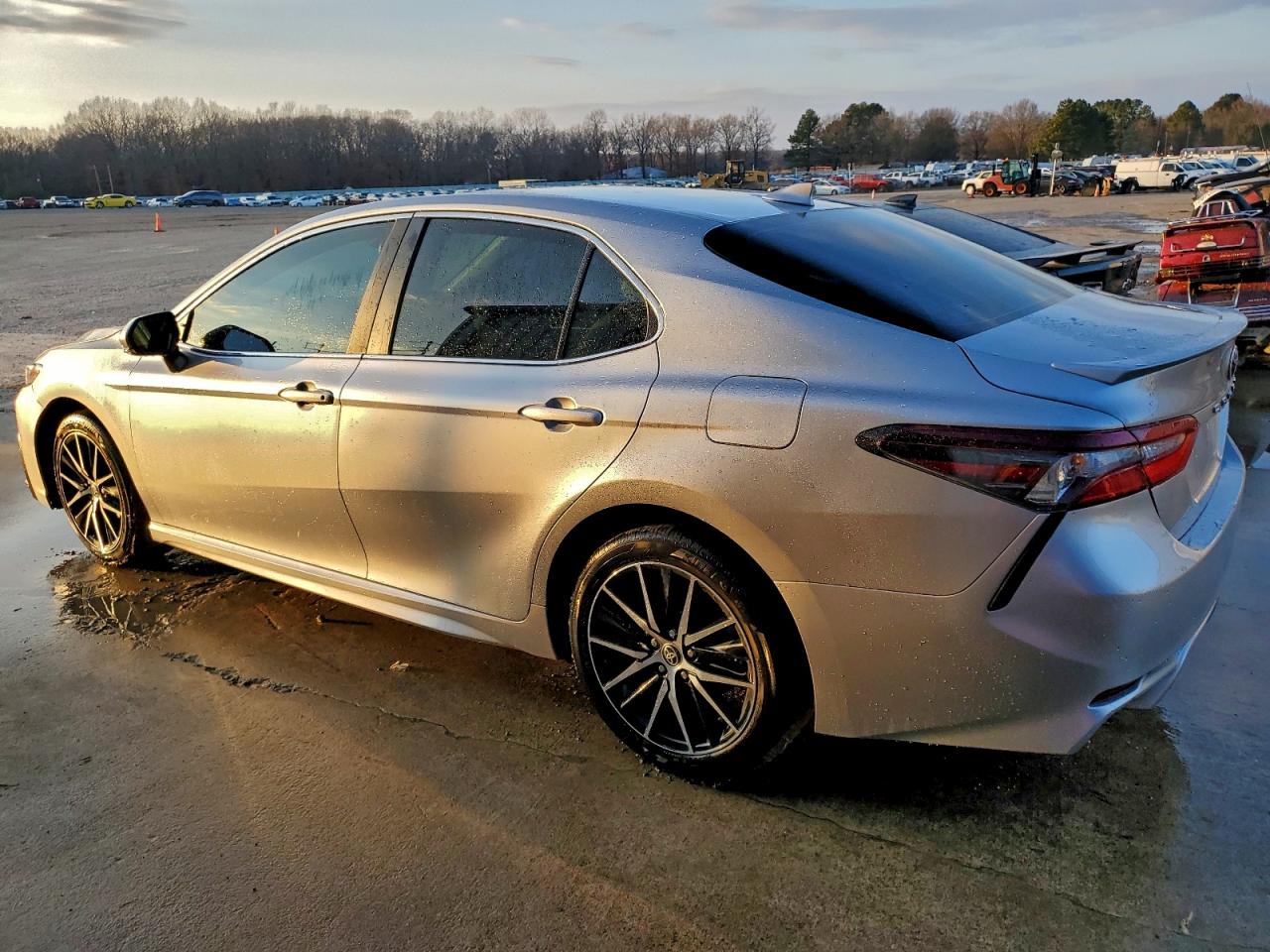 2024 TOYOTA CAMRY SE NIGHT SHADE photo 2