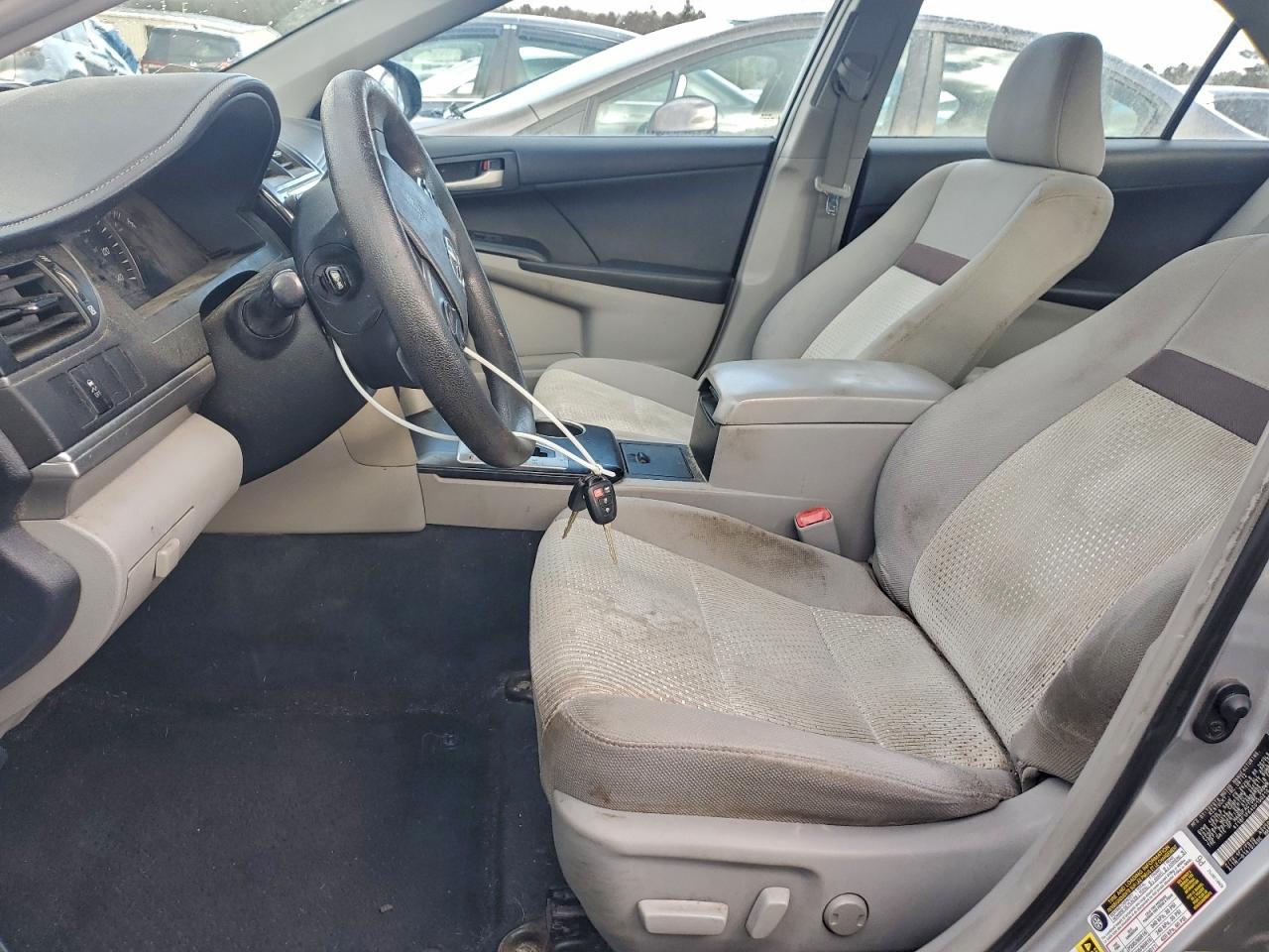 2012 TOYOTA CAMRY BASE photo 7