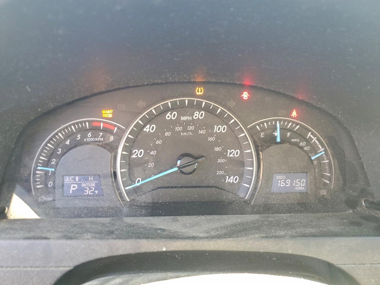 2012 TOYOTA CAMRY BASE photo 9