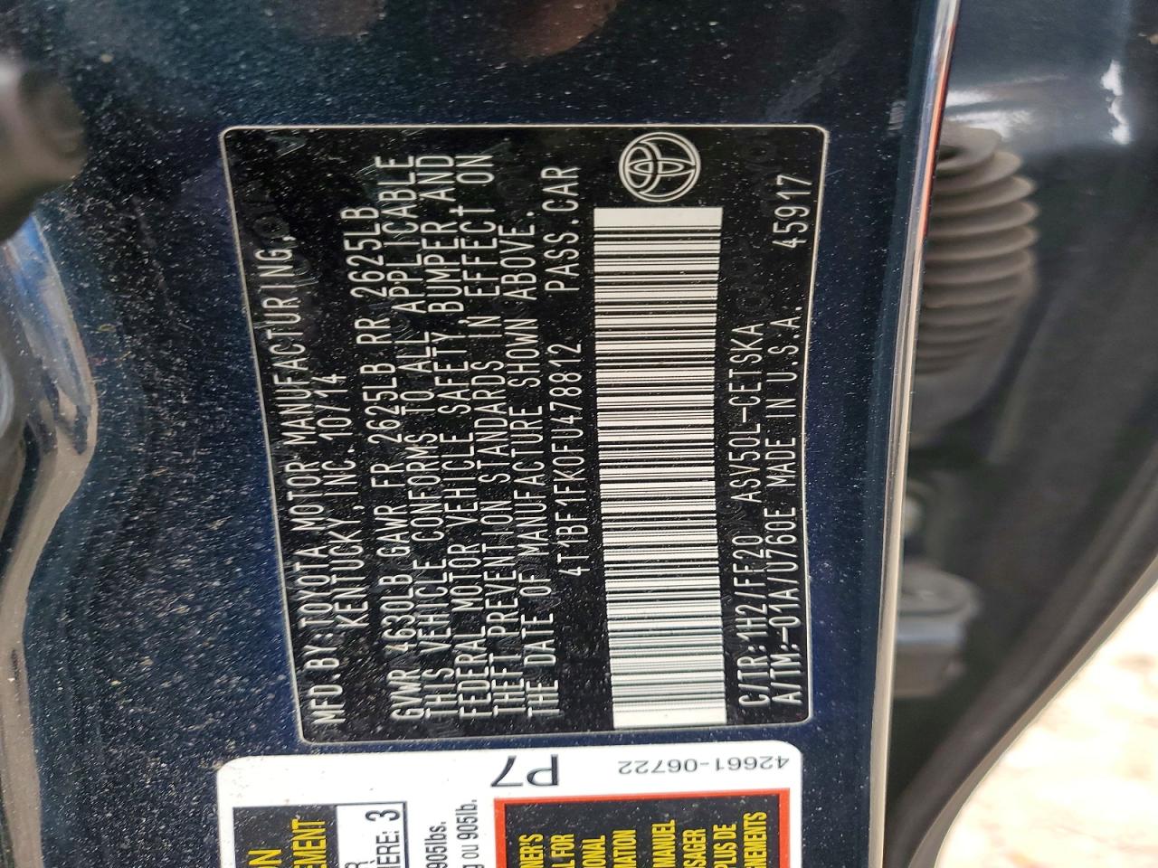 2015 TOYOTA CAMRY LE photo 12