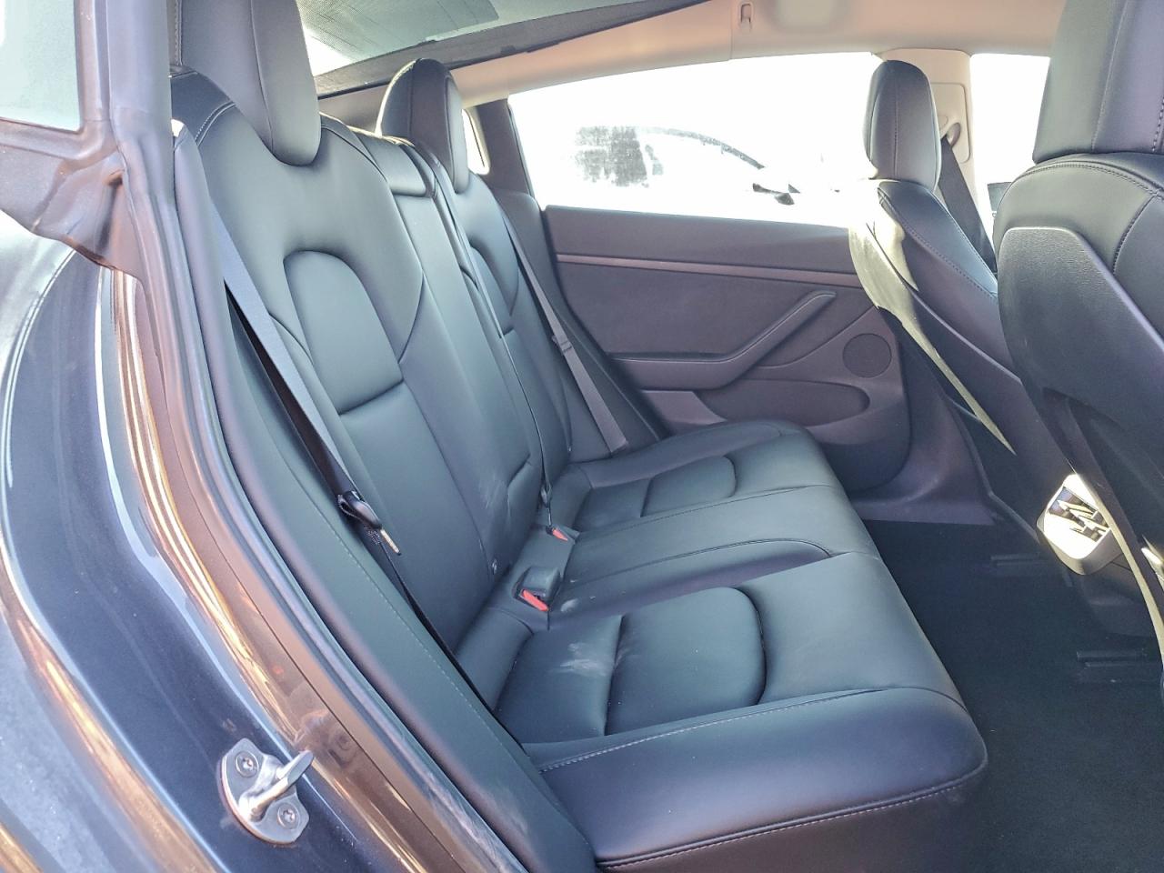 2022 TESLA MODEL 3 photo 10