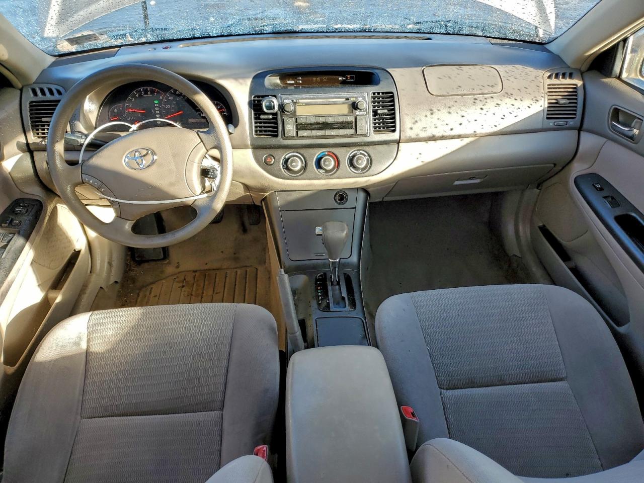 2005 TOYOTA CAMRY LE photo 8