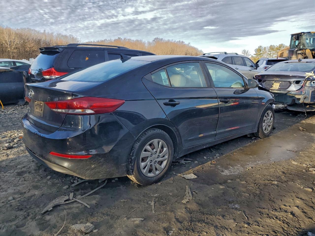 2017 HYUNDAI ELANTRA SE photo 3