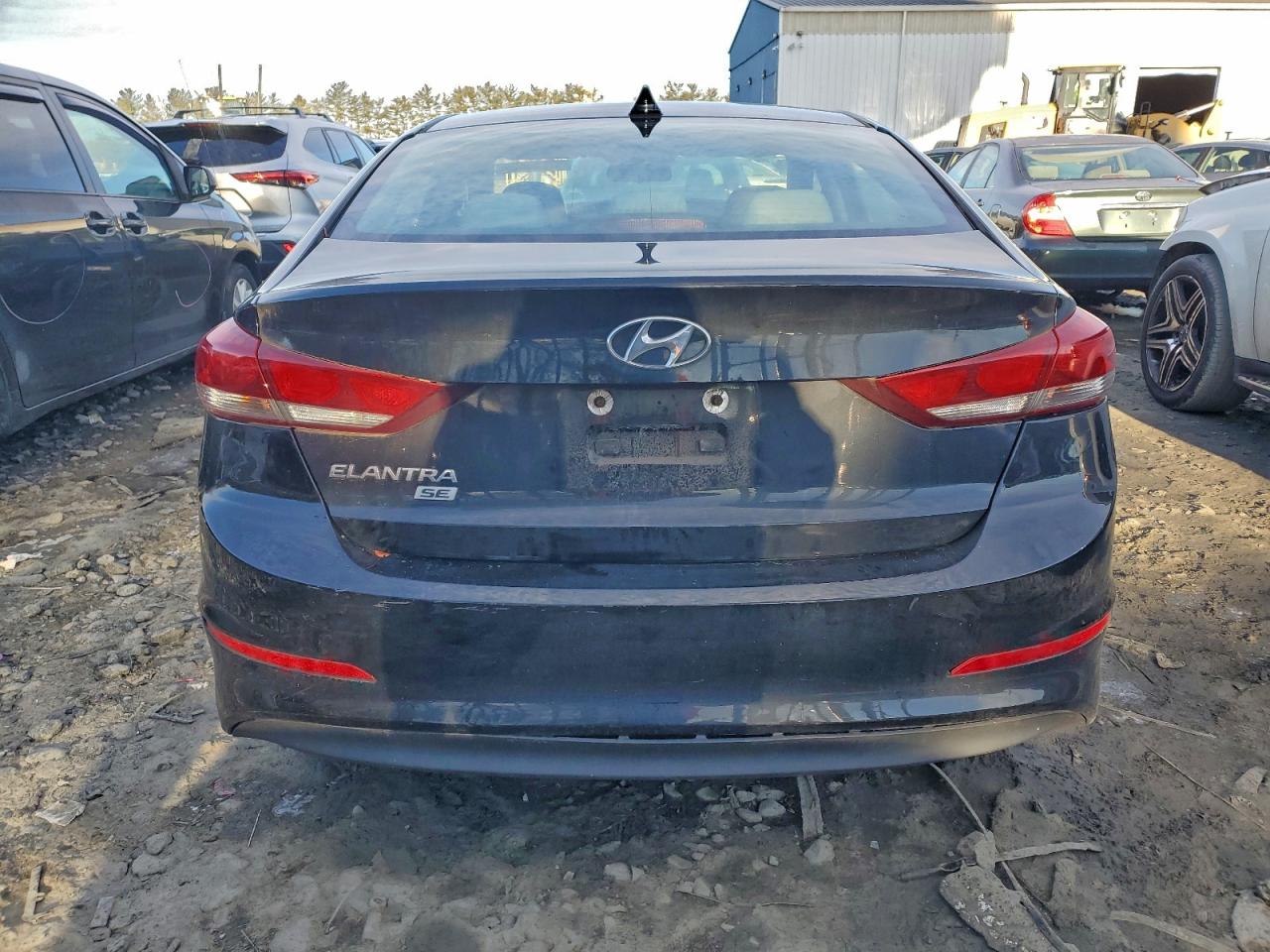 2017 HYUNDAI ELANTRA SE photo 6