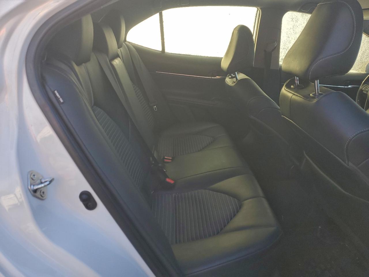 2021 TOYOTA CAMRY SE photo 10