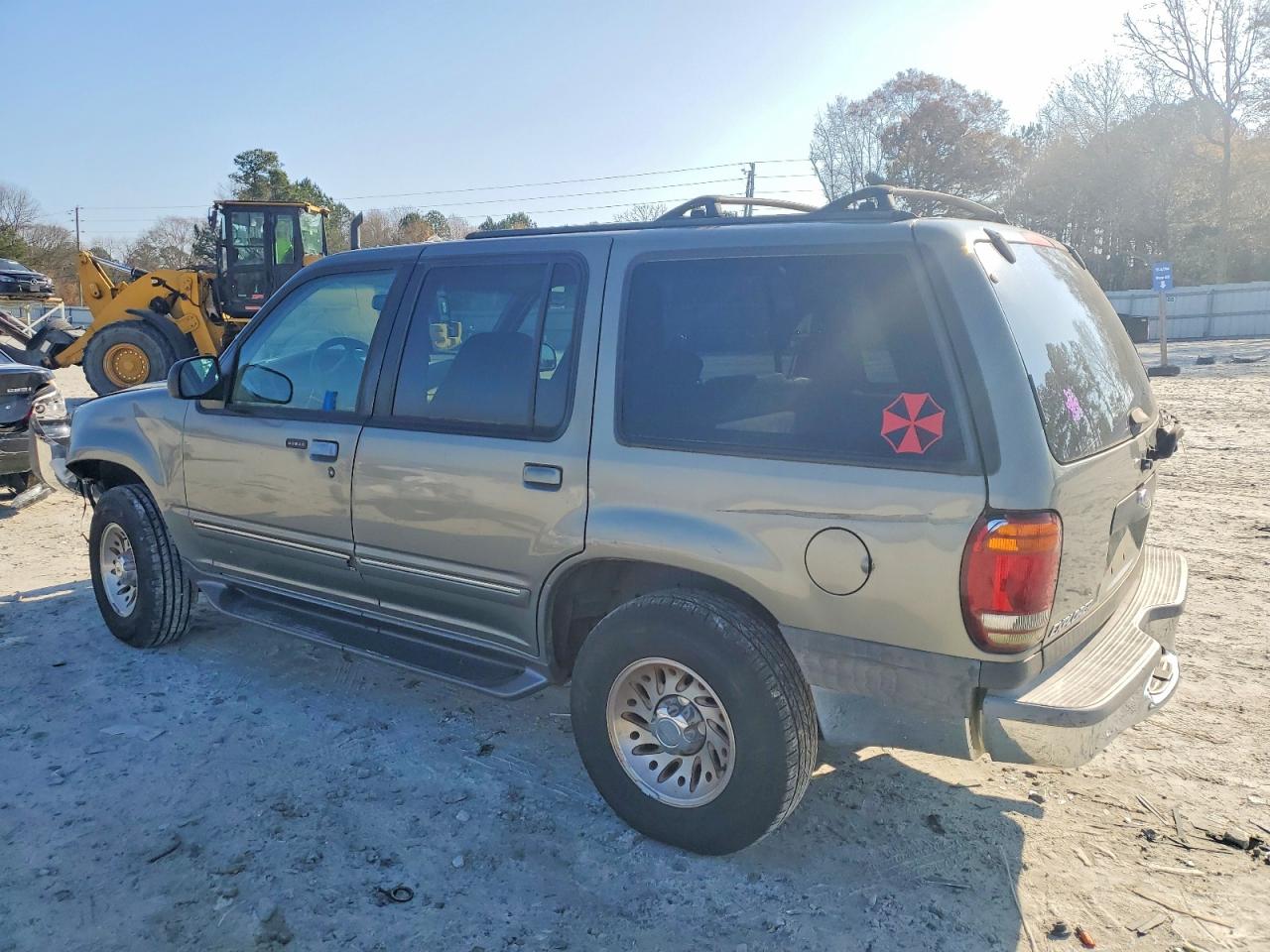 2001 FORD EXPLORER XLT photo 2