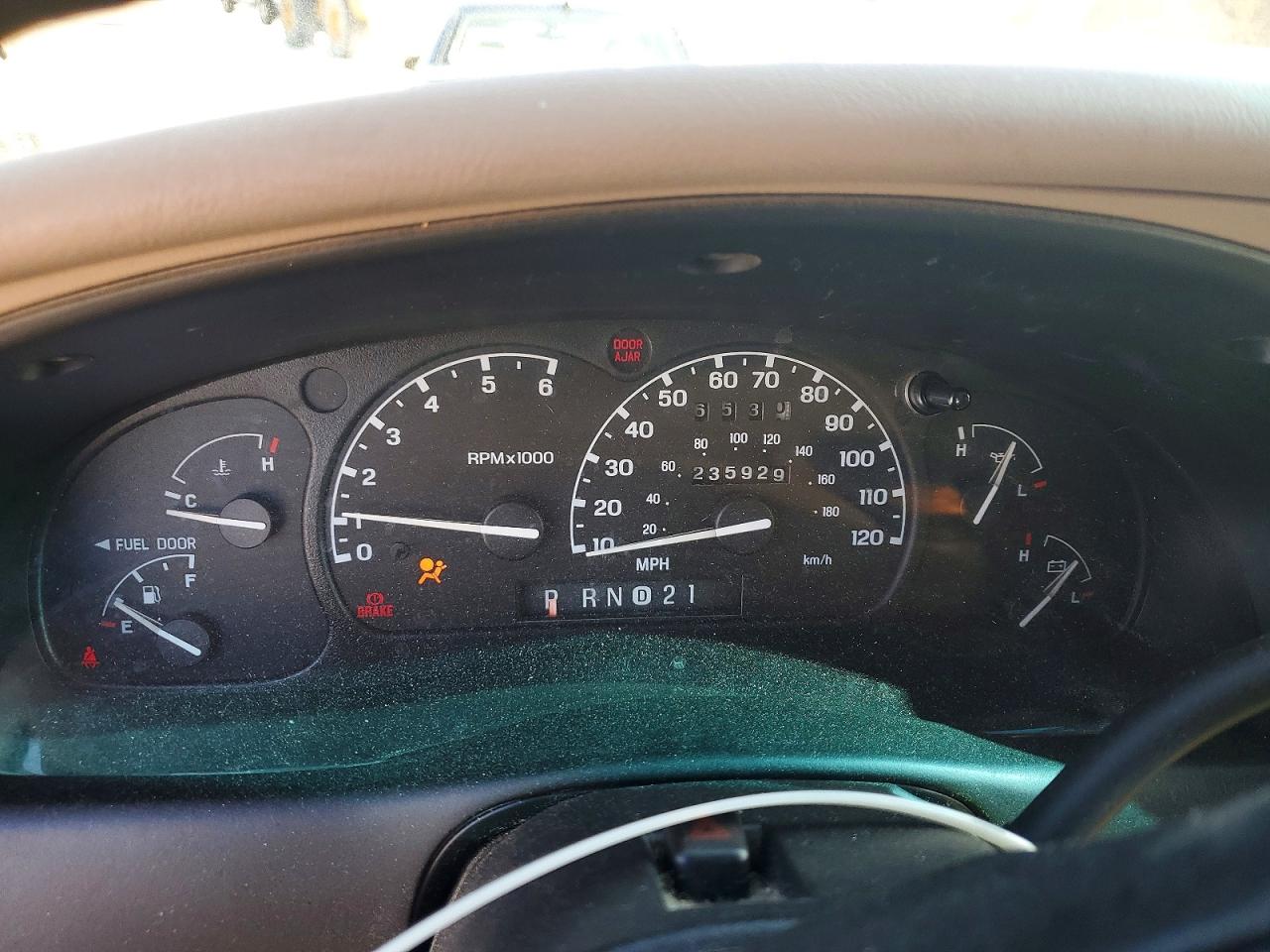 2001 FORD EXPLORER XLT photo 9
