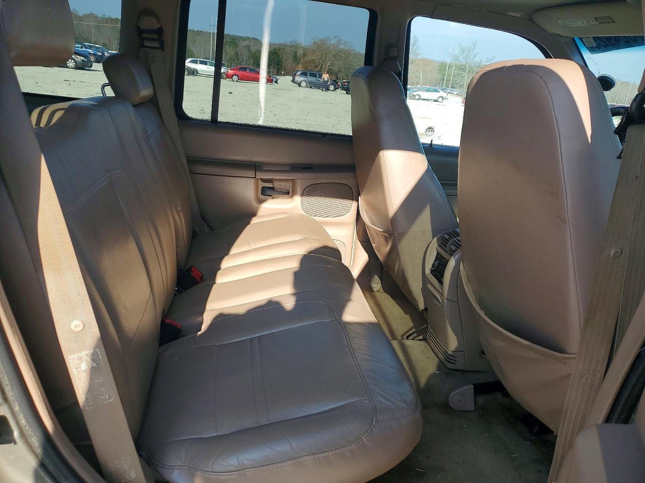 2001 FORD EXPLORER XLT photo 10