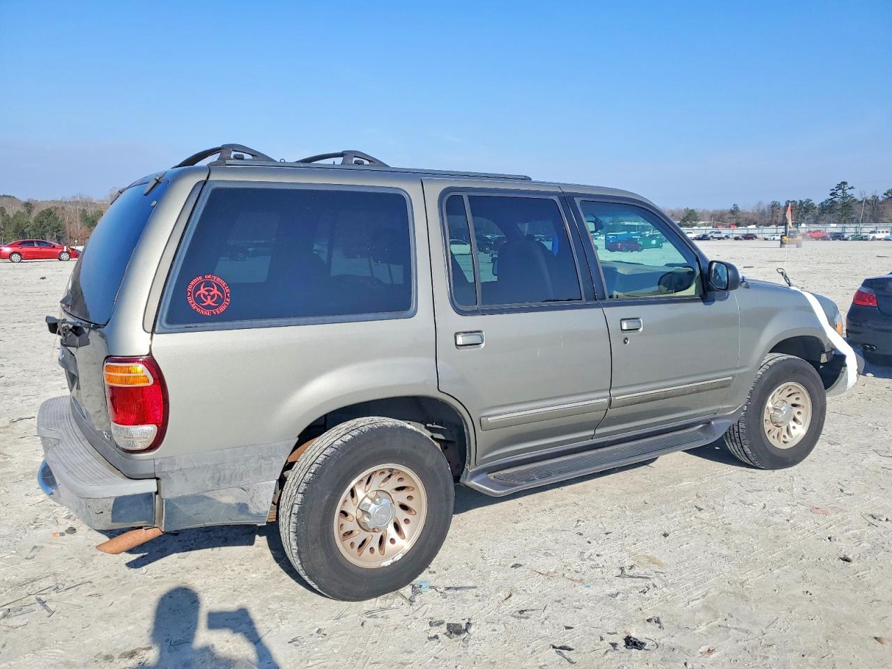 2001 FORD EXPLORER XLT photo 3