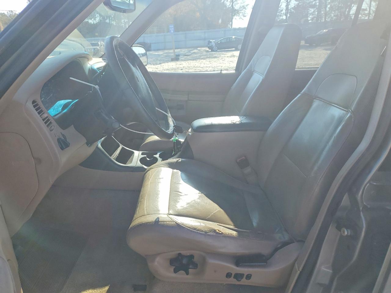 2001 FORD EXPLORER XLT photo 7