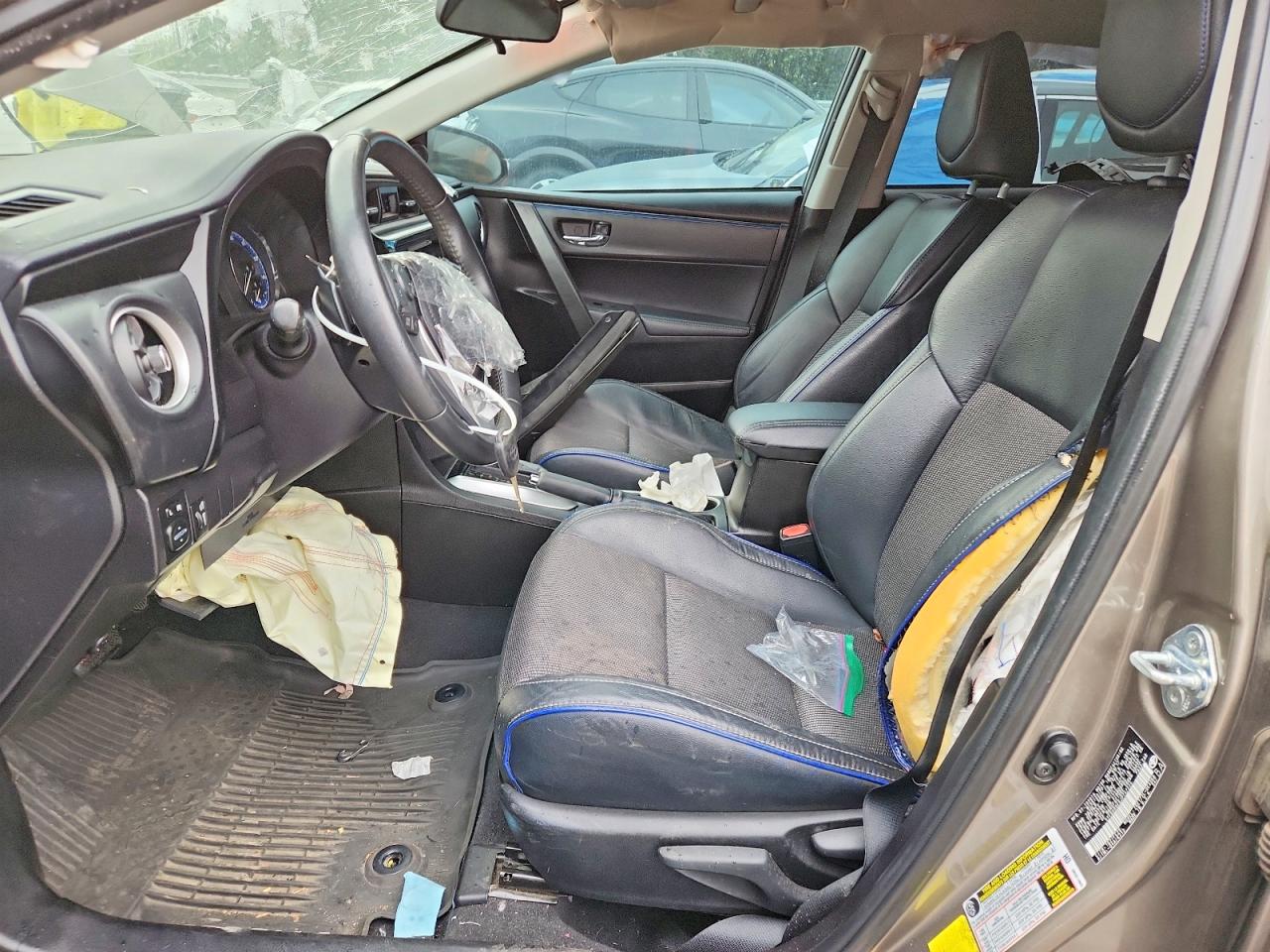 2018 TOYOTA COROLLA L photo 7