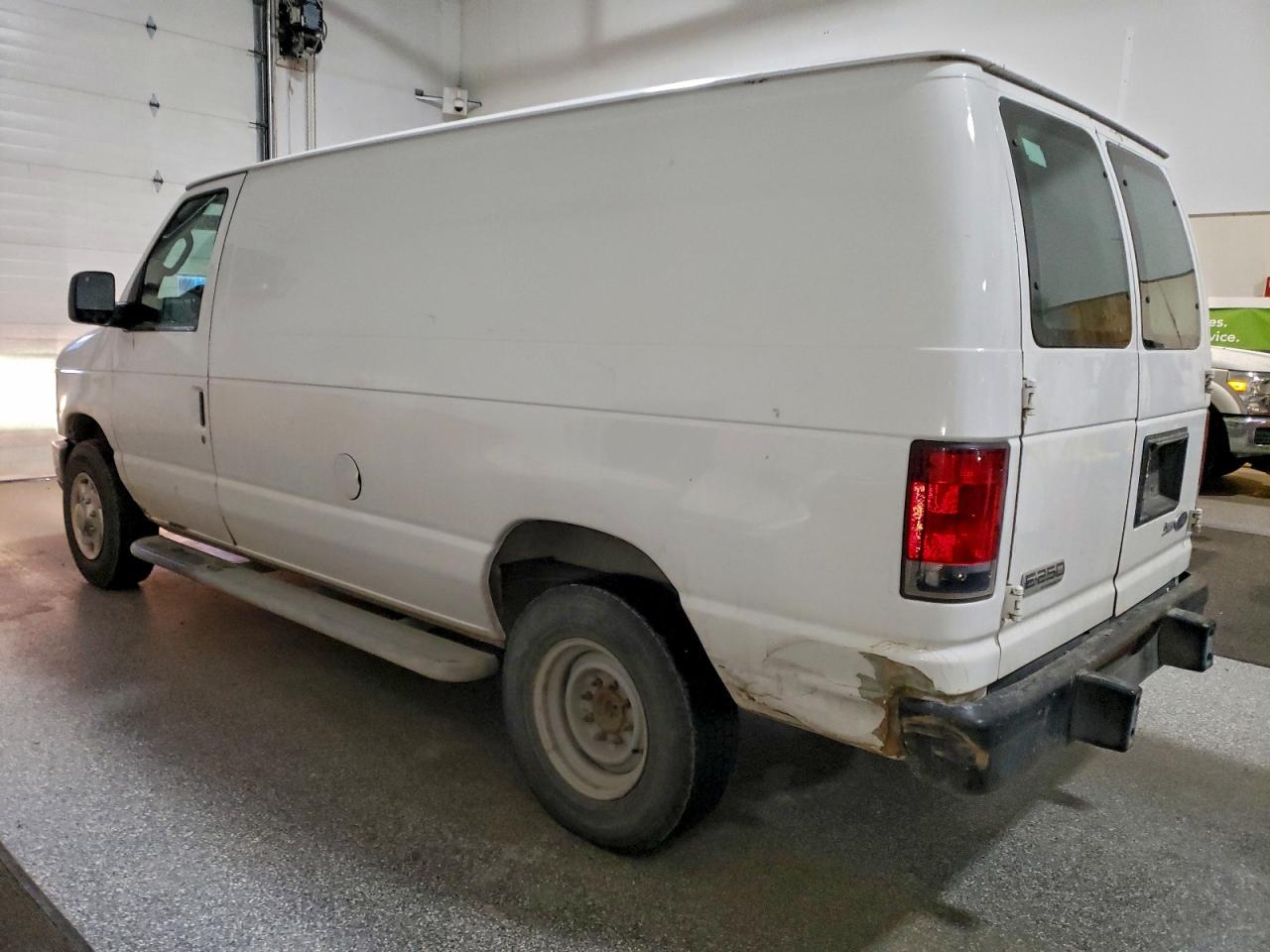 2010 FORD ECONOLINE E250 VAN photo 2