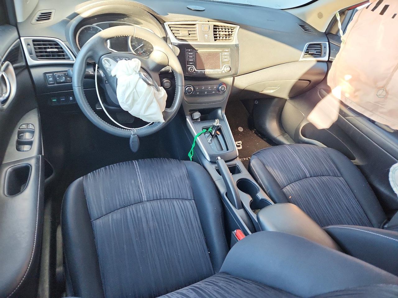 2016 NISSAN SENTRA S photo 8