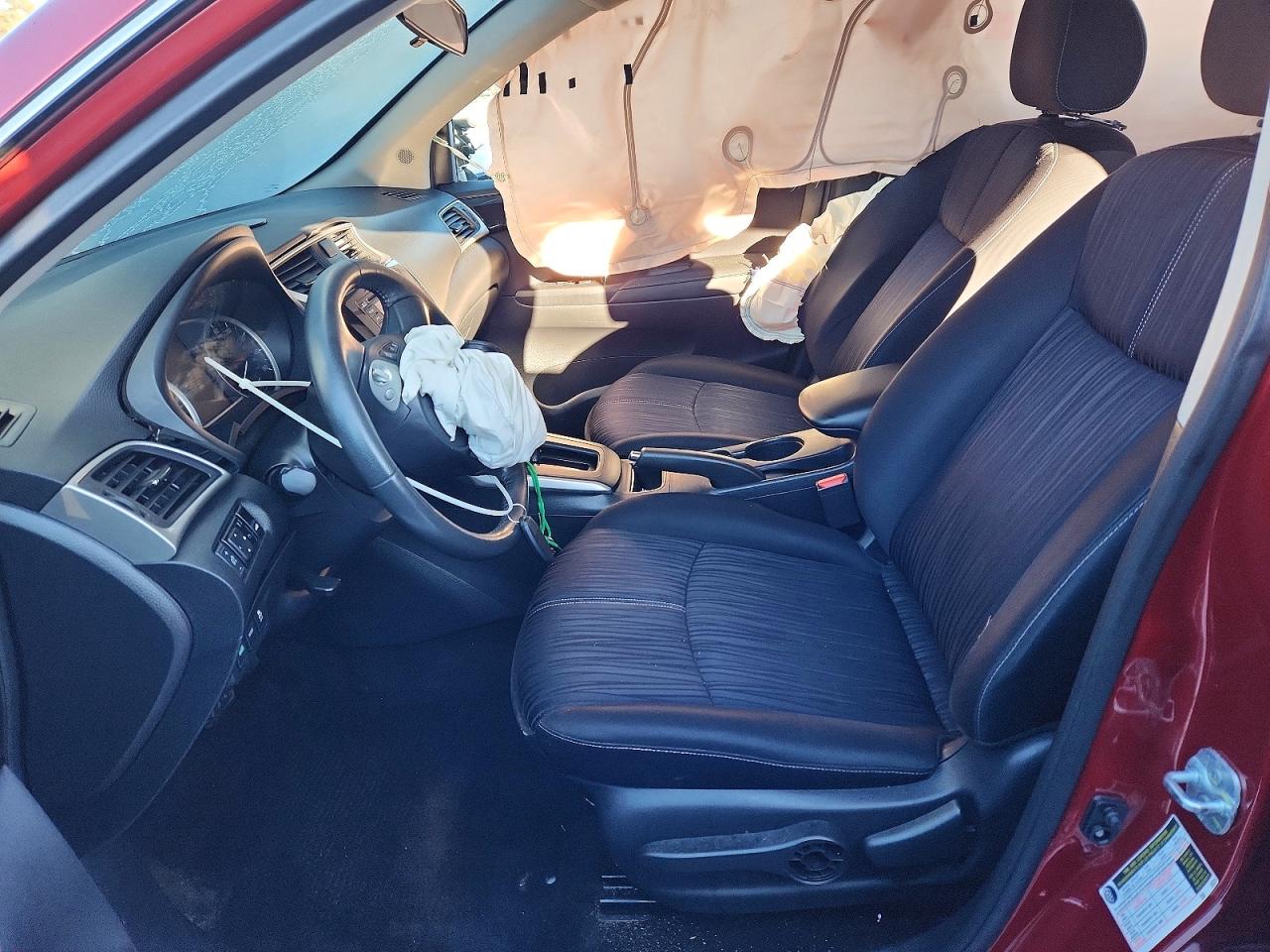 2016 NISSAN SENTRA S photo 7