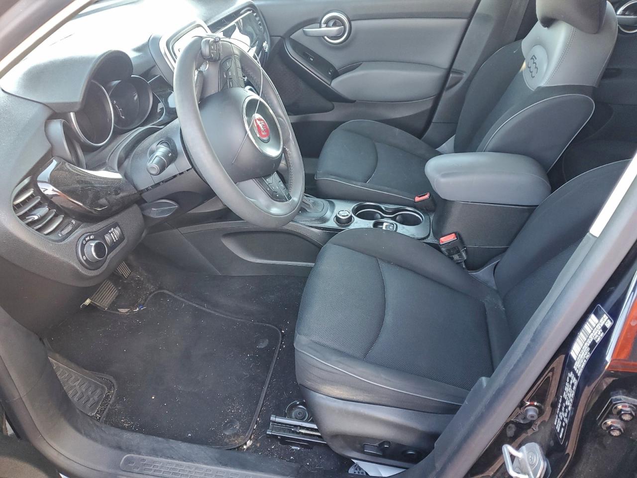 2016 FIAT 500X EASY photo 19
