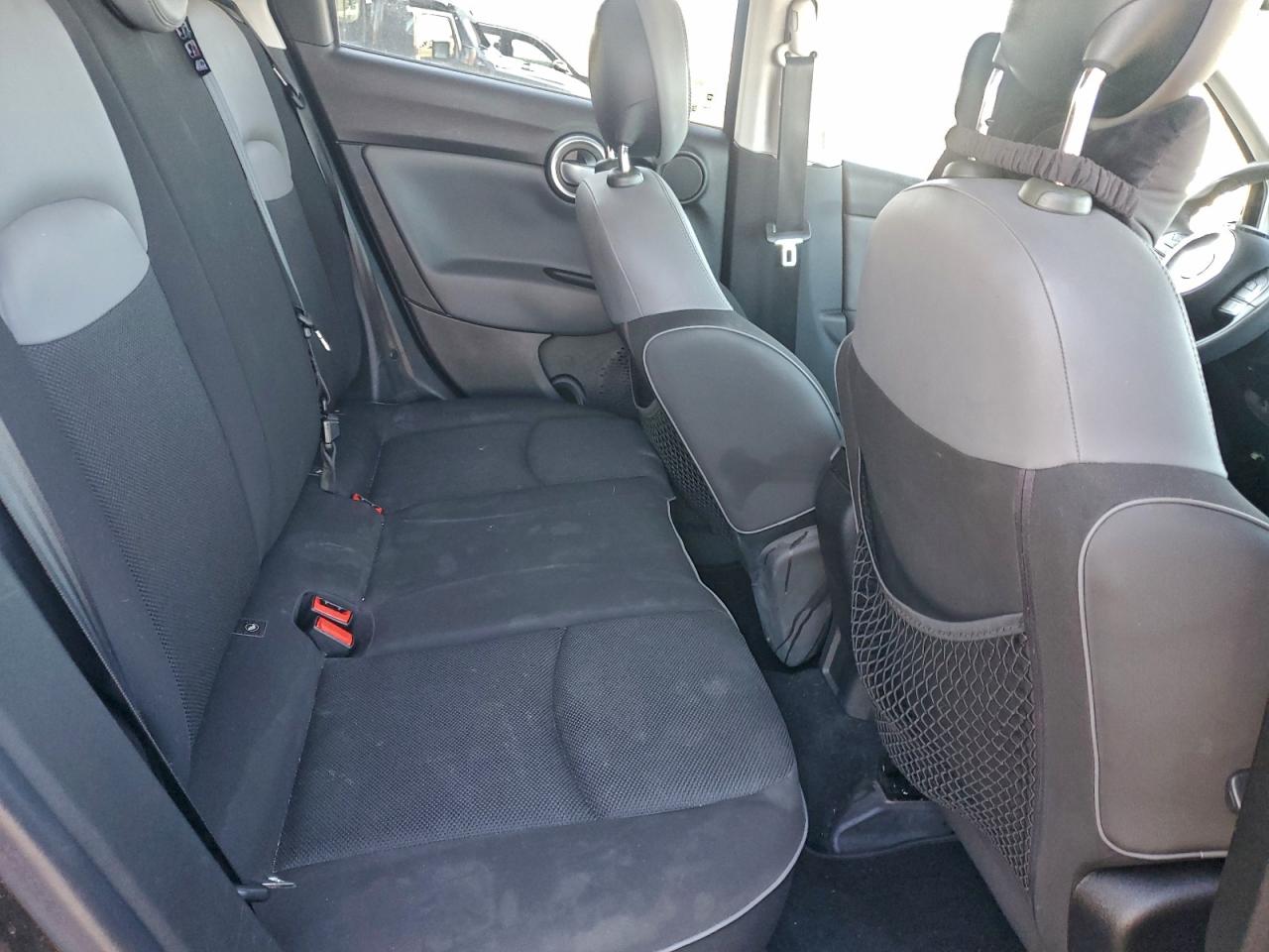 2016 FIAT 500X EASY photo 28
