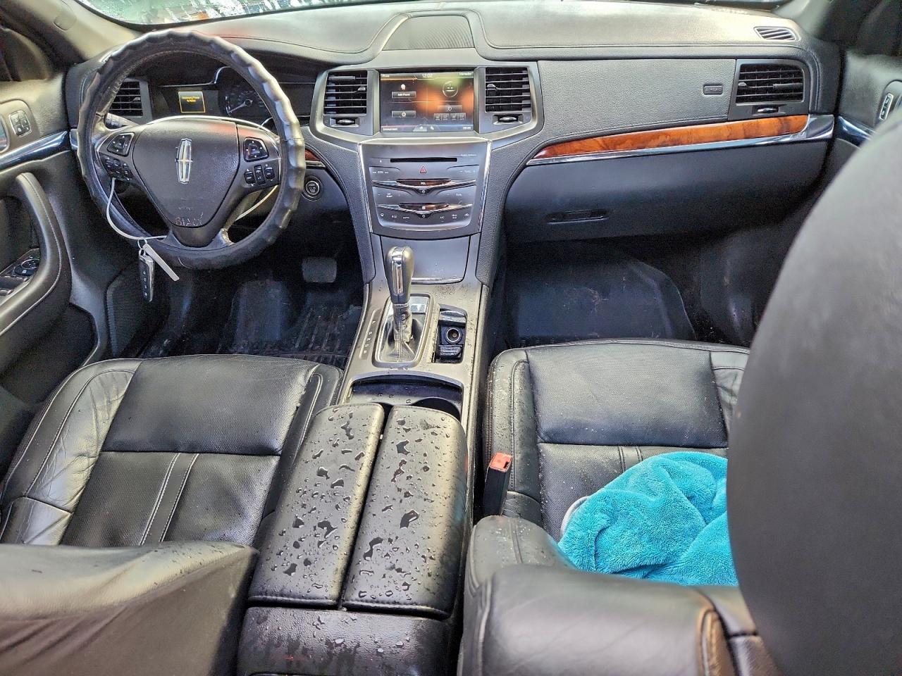 2013 LINCOLN MKS photo 8