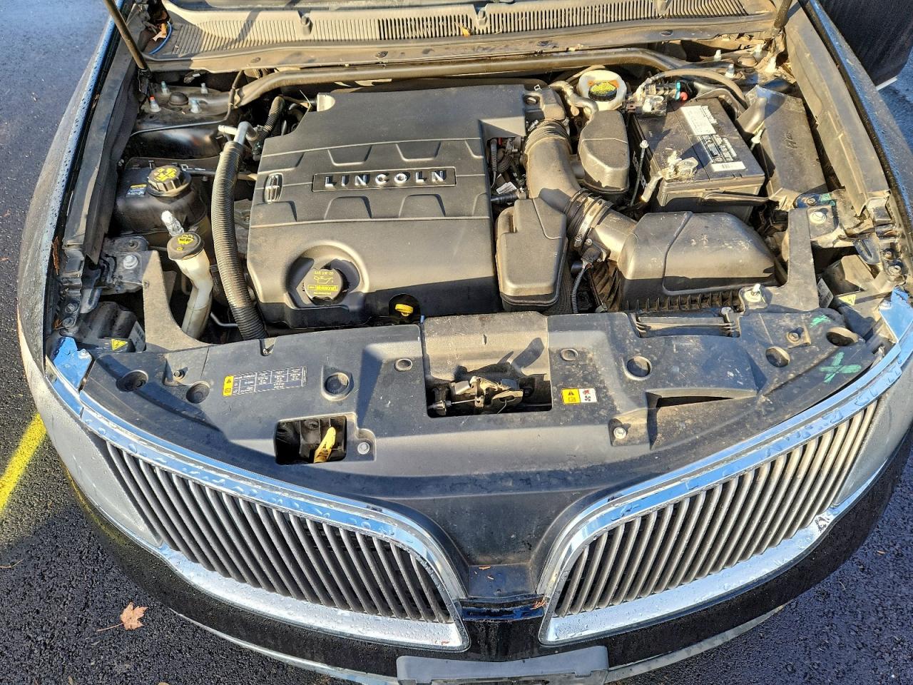 2013 LINCOLN MKS photo 11
