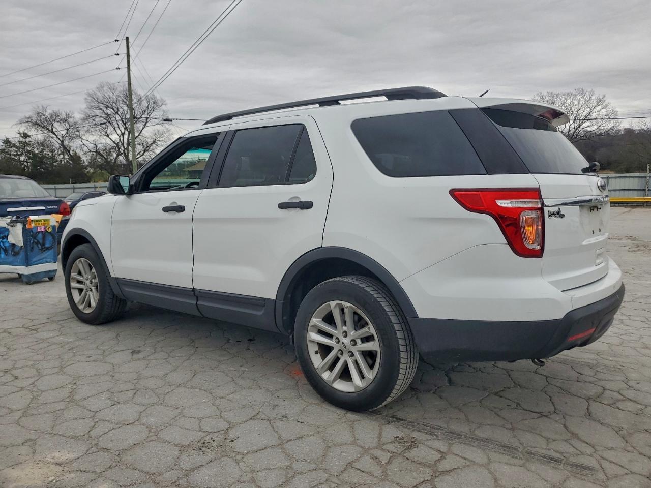 2015 FORD EXPLORER photo 4