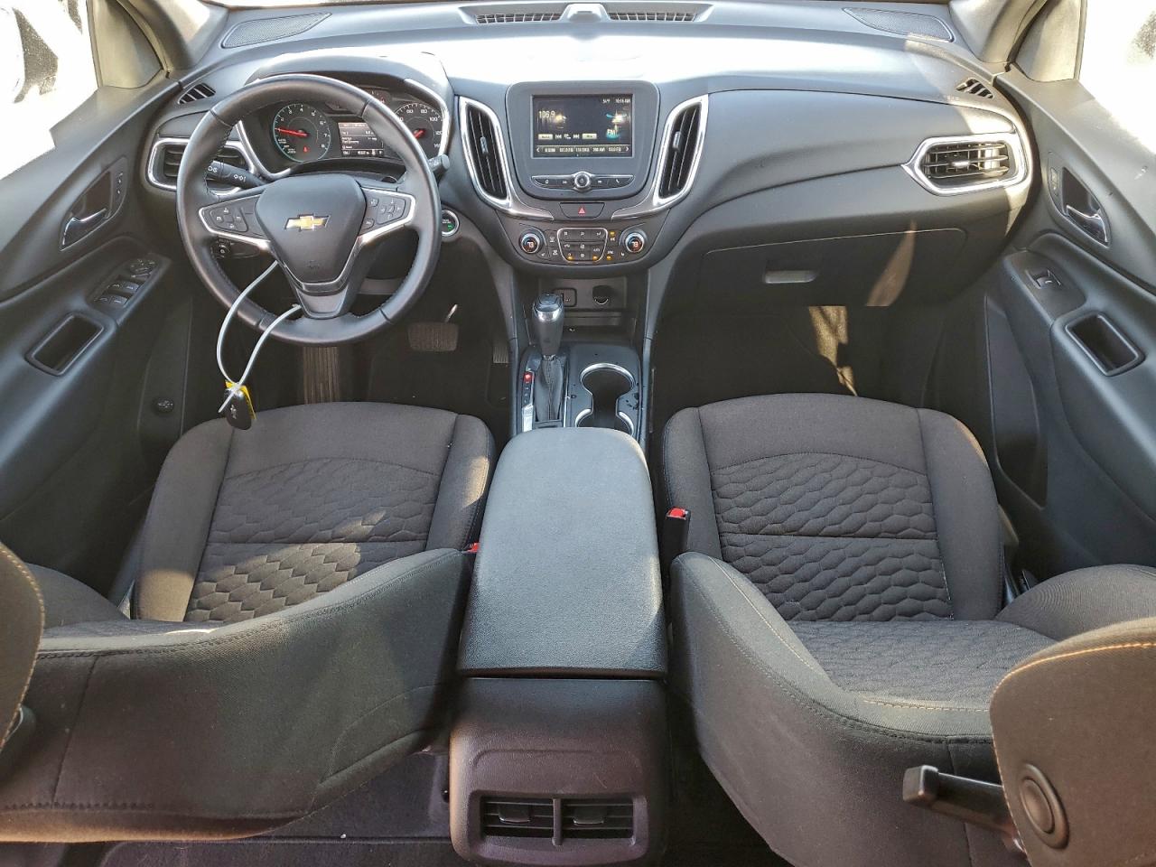 2018 CHEVROLET EQUINOX LT photo 8