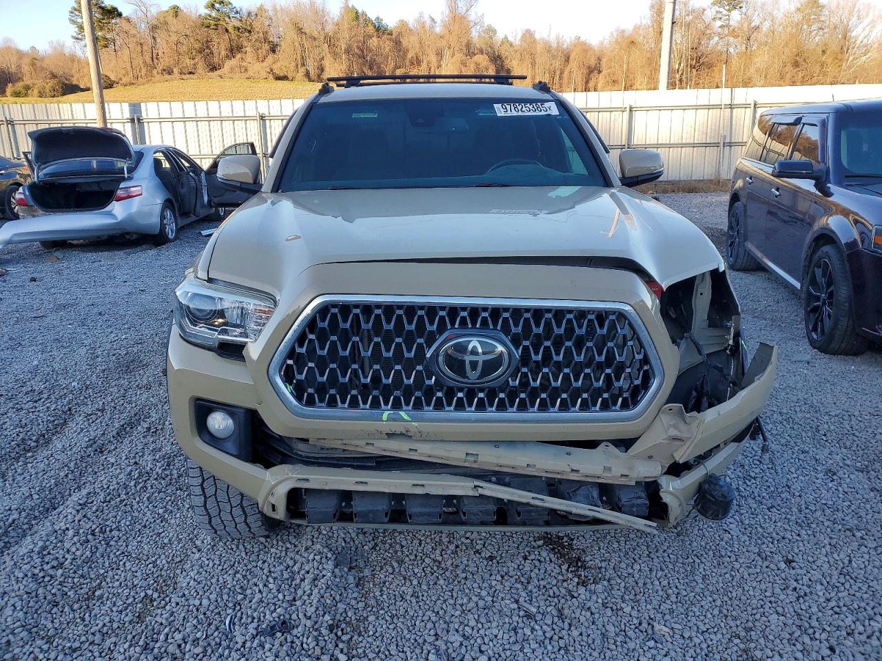 2019 TOYOTA TACOMA DOUBLE CAB photo 5