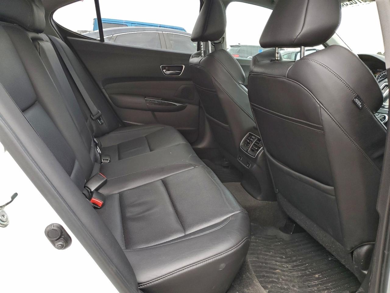 2018 ACURA TLX TECH photo 10