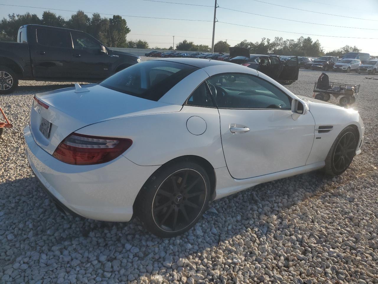 2015 MERCEDES-BENZ SLK 250 photo 5