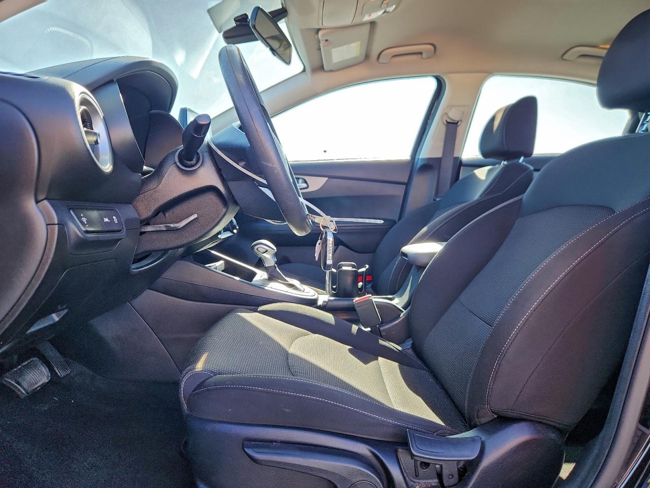 2019 KIA FORTE FE photo 7