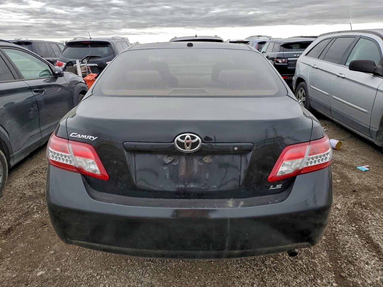 2010 TOYOTA CAMRY BASE photo 6