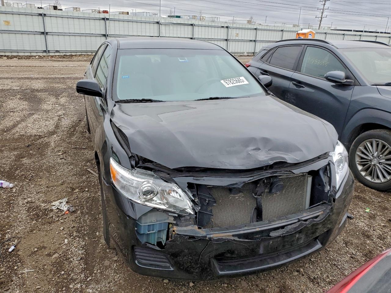2010 TOYOTA CAMRY BASE photo 5