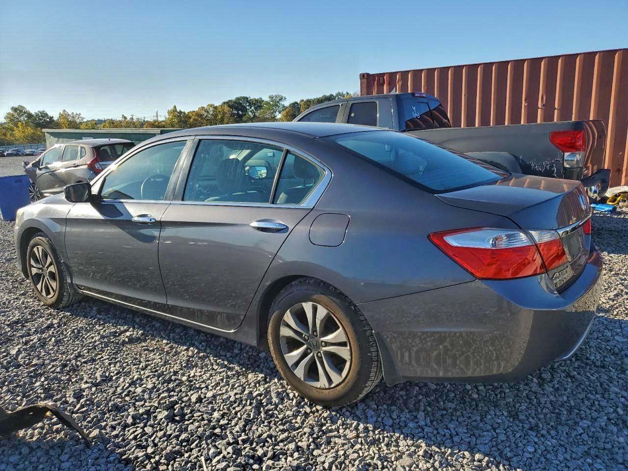 2013 HONDA ACCORD LX photo 2