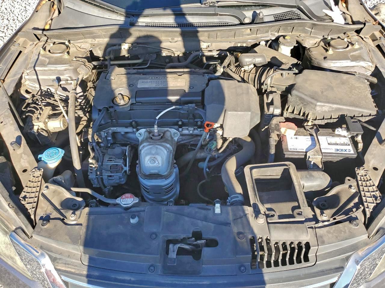 2013 HONDA ACCORD LX photo 11