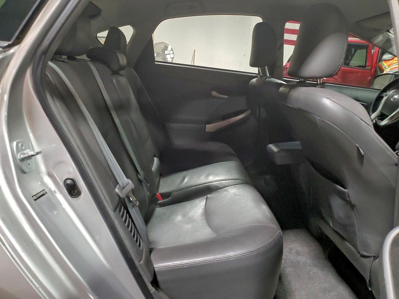 2010 TOYOTA PRIUS photo 10