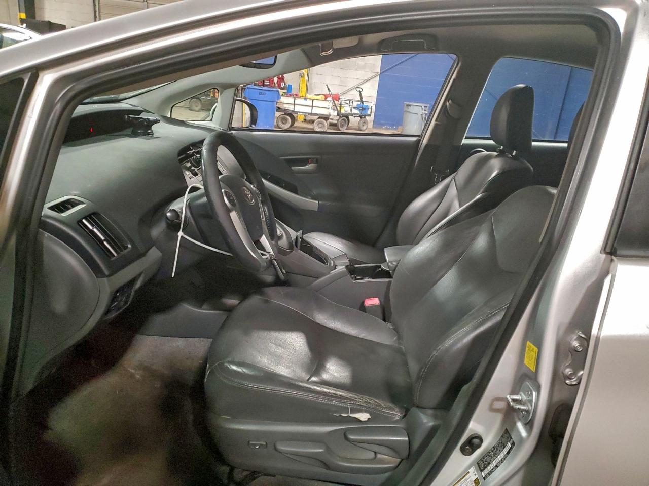 2010 TOYOTA PRIUS photo 7