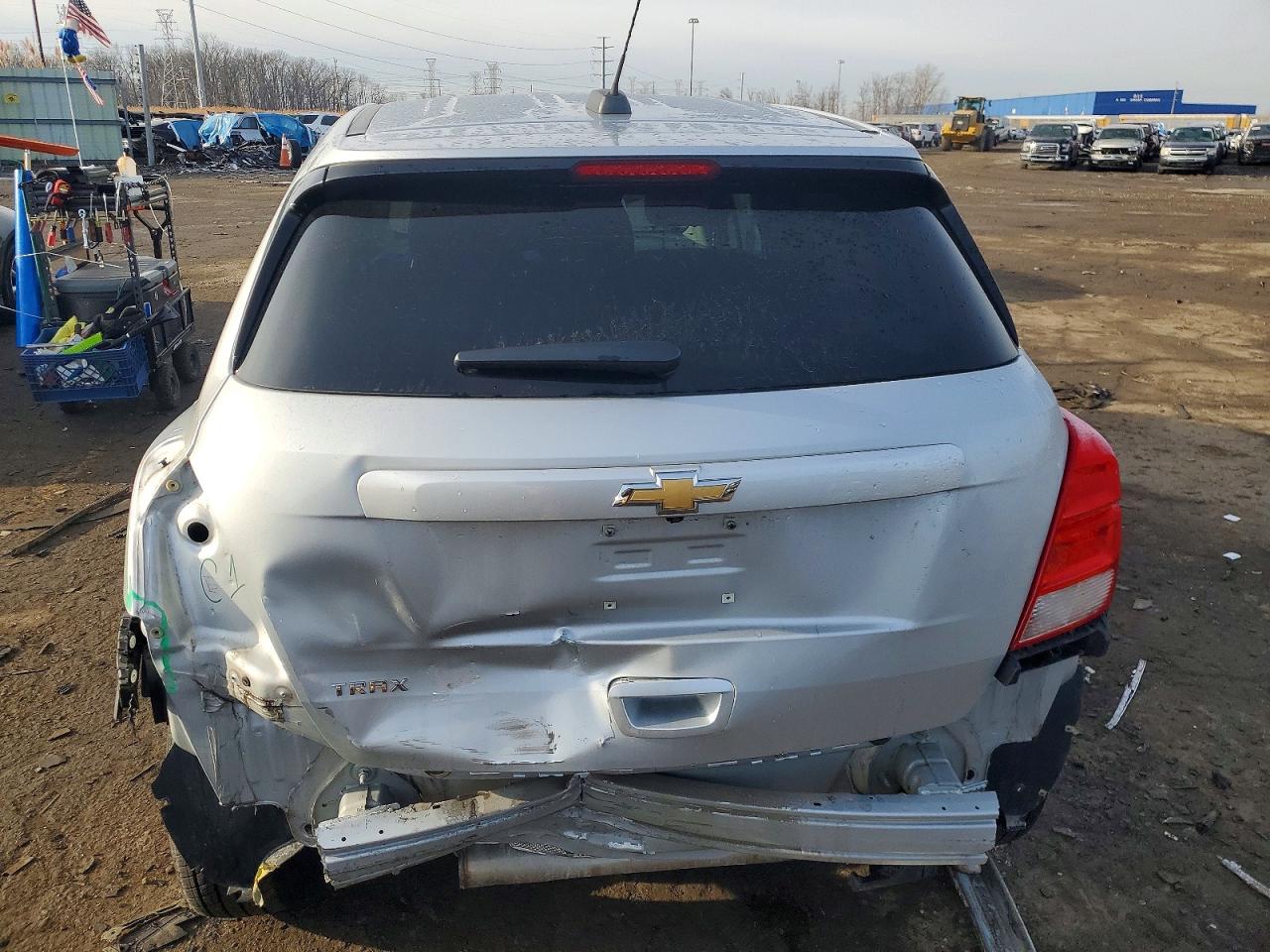 2020 CHEVROLET TRAX LS photo 6