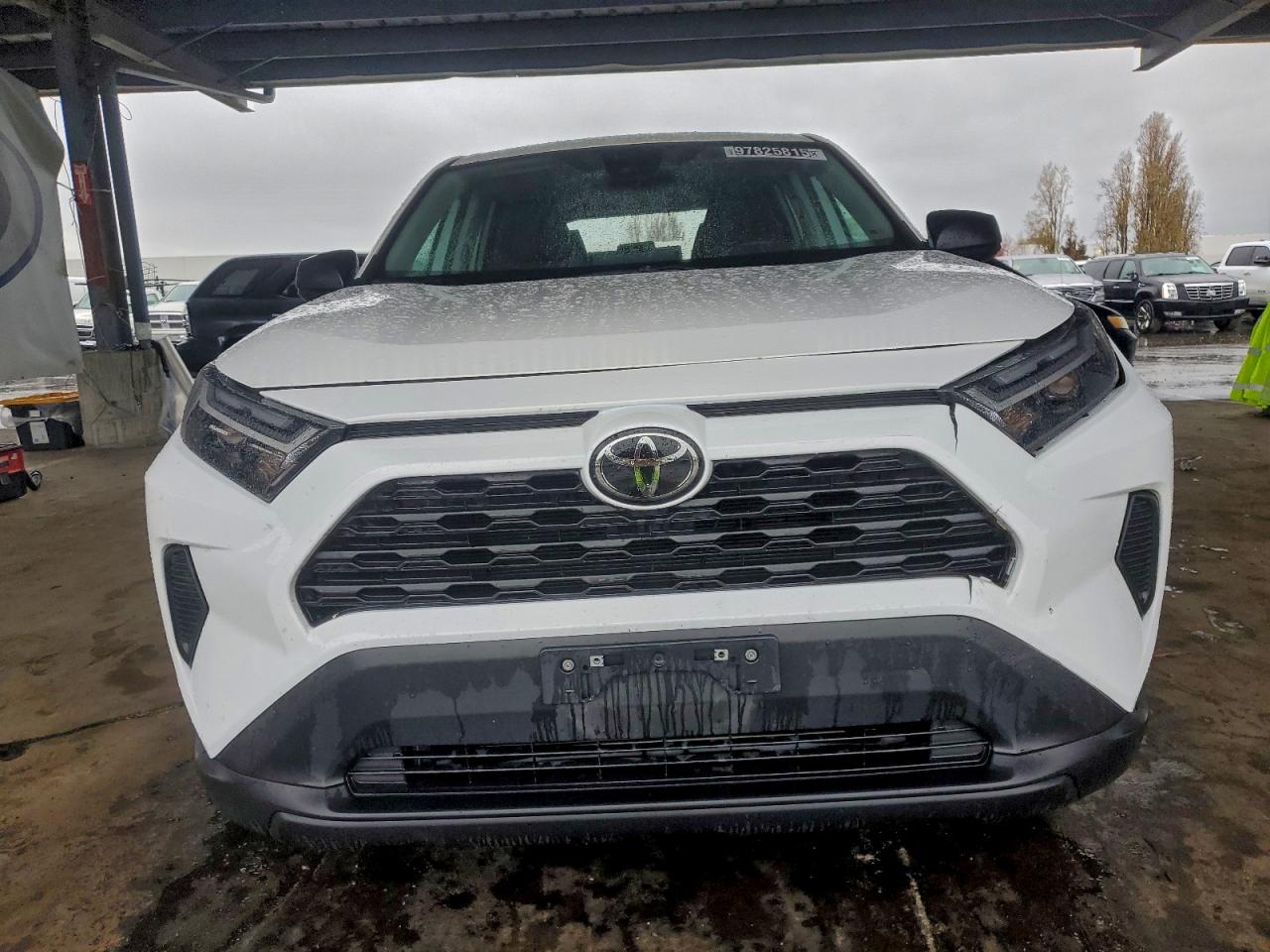 2024 TOYOTA RAV4 LE photo 5