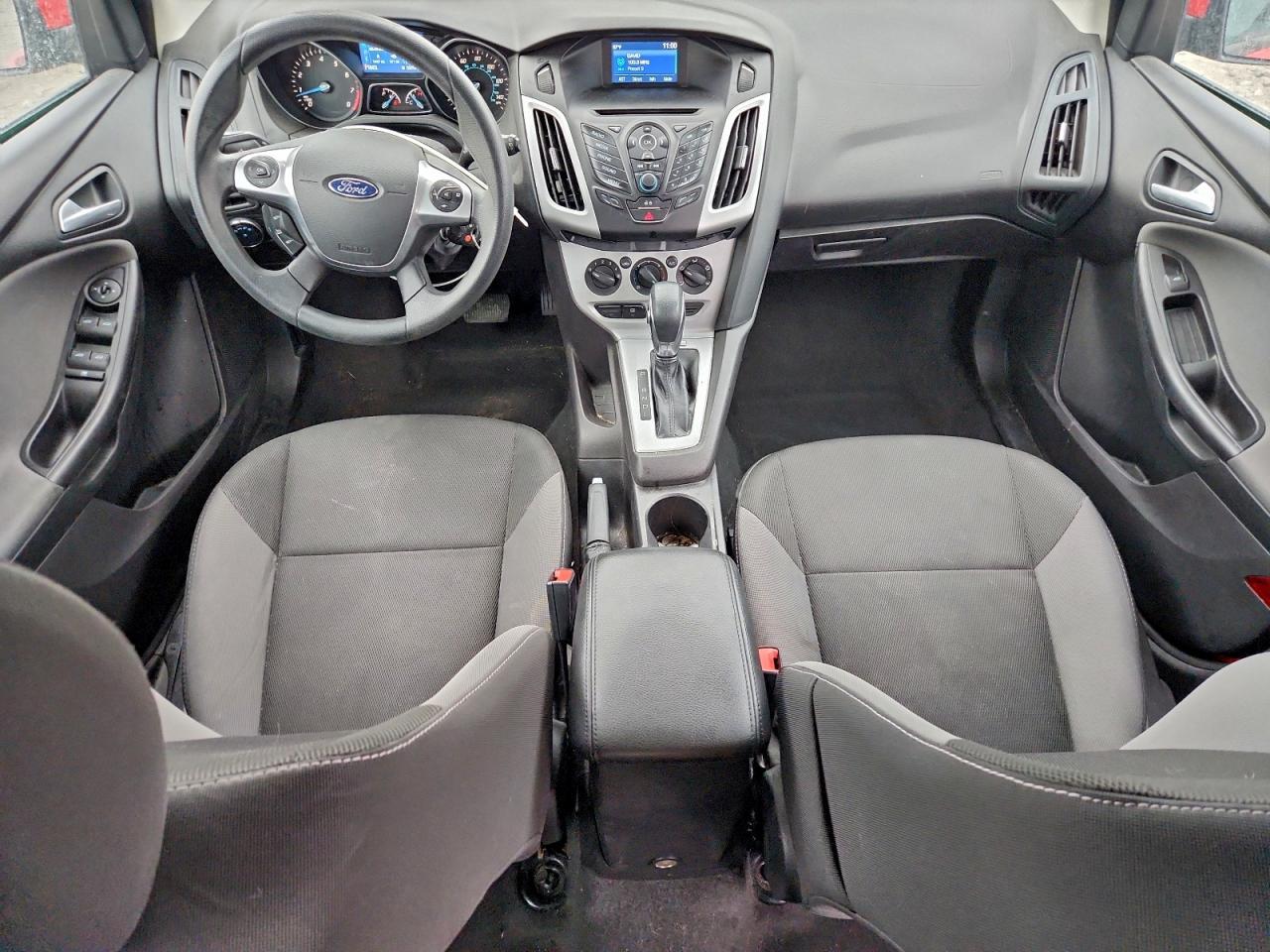 2014 FORD FOCUS SE photo 22